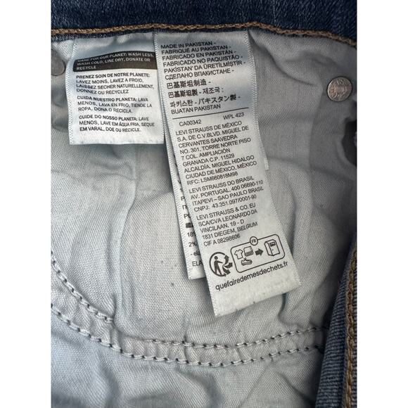 Levi's Strauss Boyfriend Jeans Classic Denim Med Wash Size 30 - Picture 13 of 15